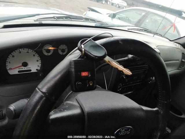 2011 FORD RANGER XLT/SPORT VIN: 1FTLR4FE9BPA18682