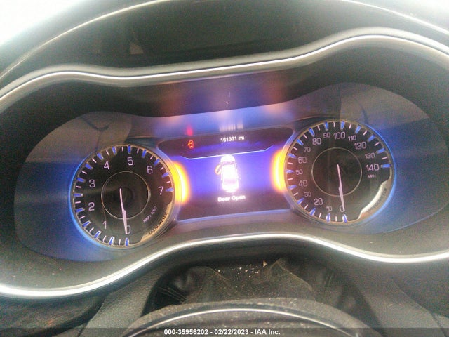 Chrysler 200 C 2015 1C3CCCCB1FN538290 Image 7