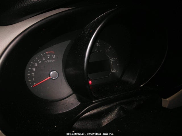 KIA Soul Base 2014 KNDJN2A22E7737667 Image 7