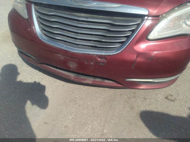 1C3CCBAG0EN103834 Chrysler 200 LX