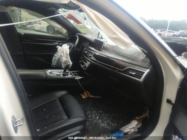 BMW 7 Series 750i Xdrive 2016 WBA7F2C52GG421006 Image 5