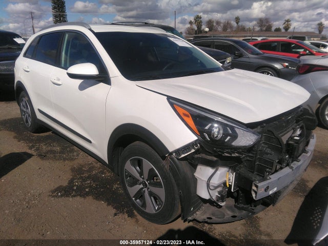 2021 Kia Niro, VIN: KNDCB3LC0M5465661