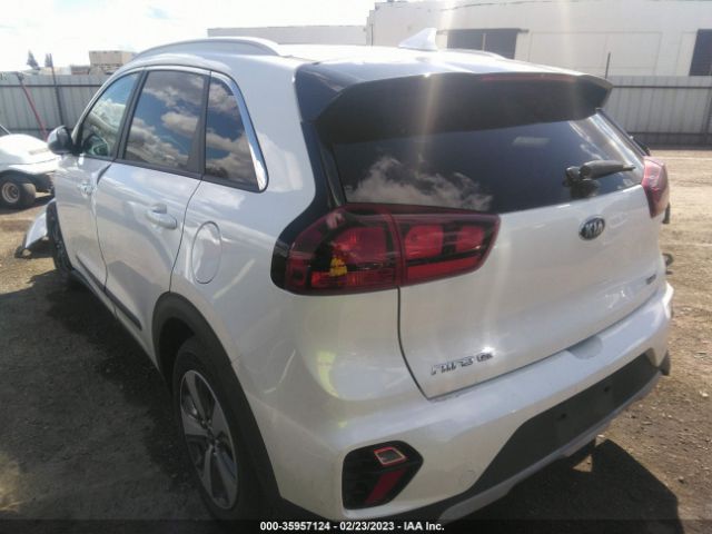 KNDCB3LC0M5465661 KIA NIRO LX