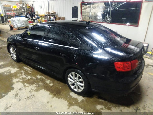 3VWD17AJXEM319535 Volkswagen Jetta Sedan Se