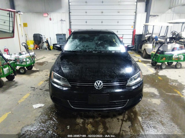 3VWD17AJXEM319535 Volkswagen Jetta Sedan Se