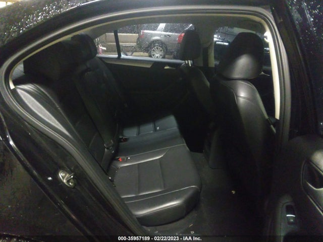 3VWD17AJXEM319535 Volkswagen Jetta Sedan Se