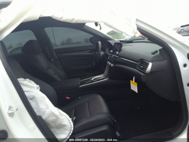 1HGCV3F24NA042117 Honda Accord Hybrid Sport