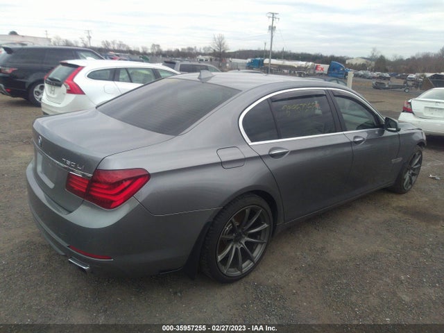 2015 BMW 7 Series, VIN: WBAYE8C50FD781966