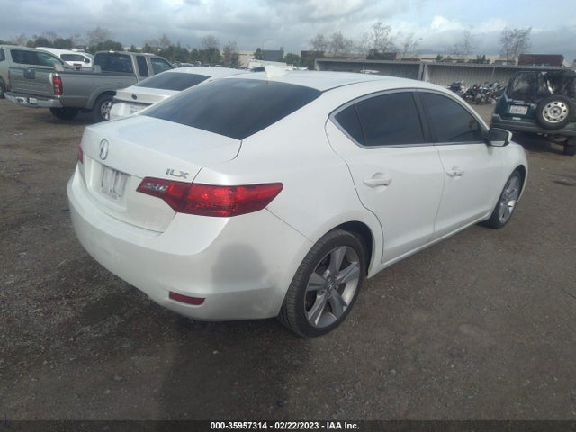 2015 Acura ILX, VIN: 19VDE1F32FE010077