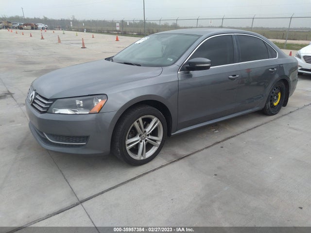 1VWBS7A37EC028062 Volkswagen Passat Se W/sunroof