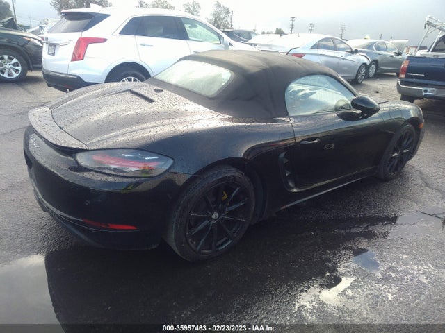 WP0CA2A85JS210920 Porsche 718 Boxster
