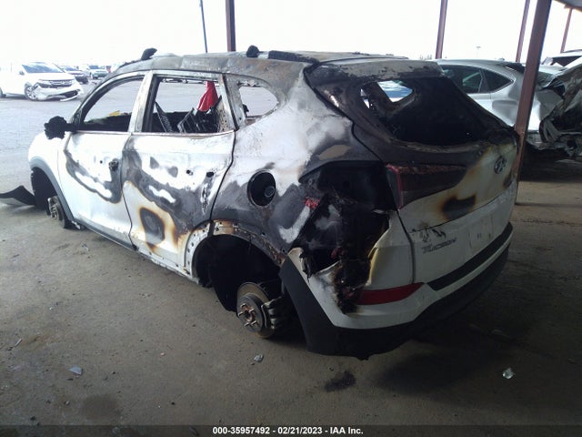 Hyundai TUCSON SE 2016 KM8J33A43GU089267 Image 3
