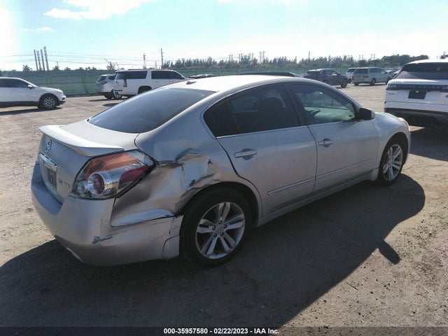 2011 NISSAN ALTIMA 3.5 SR VIN: 1N4BL2AP9BN416535