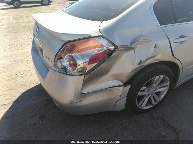 2011 NISSAN ALTIMA 3.5 SR VIN: 1N4BL2AP9BN416535