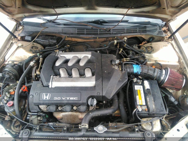 2000 HONDA ACCORD SDN LX VIN: 1HGCG1647YA042200