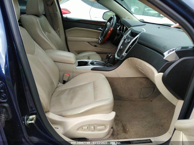 3GYFNDEY8AS613943 Cadillac Srx Luxury Collection