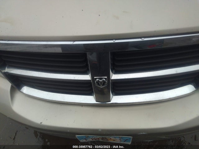 2008 DODGE DURANGO SLT VIN: 1D8HB48218F129143