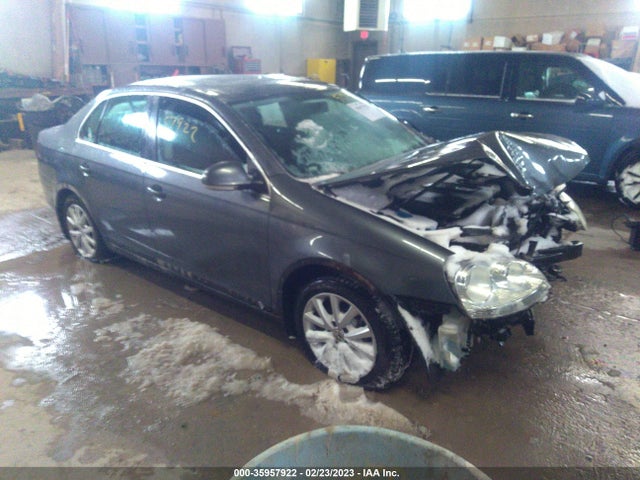 2010 3VWRX7AJ2AM035430 главное изображение