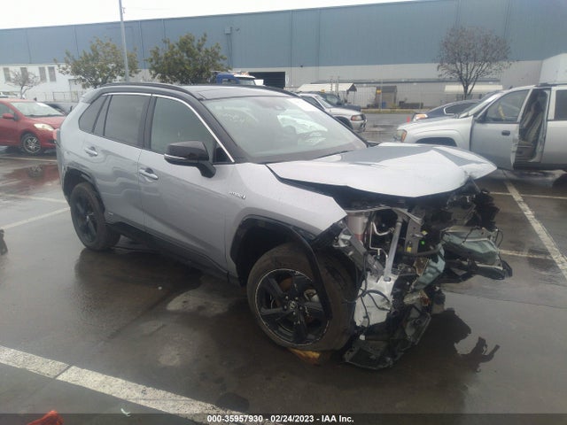 2021 Toyota RAV4, VIN: 4T3E6RFV8MU015648