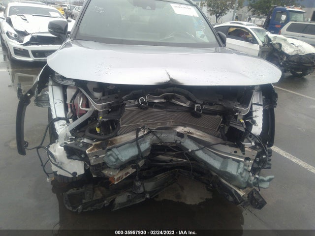 2021 Toyota RAV4, VIN: 4T3E6RFV8MU015648