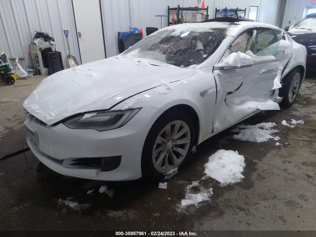 Tesla Model S 90d/70d/75d/60d/85d 2016 5YJSA1E2XGF156855 Image 2