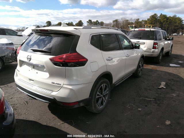 2017 NISSAN ROGUE SL VIN: 5N1AT2MV3HC865029