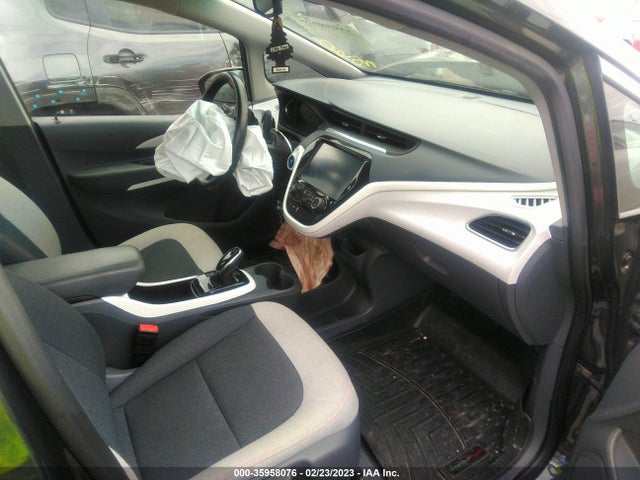 2018 Chevrolet Bolt EV, VIN: 1G1FW6S03J4125988