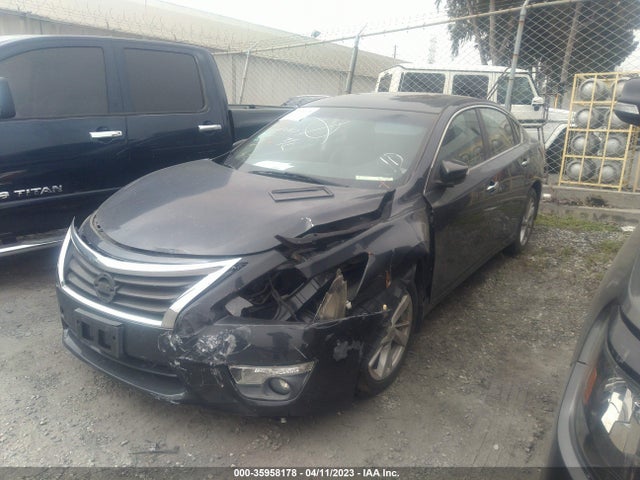 Nissan Altima 2.5 Sl 2015 1N4AL3AP7FC105284 Image 2