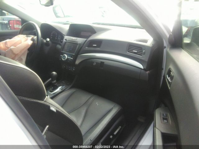 19UDE2F70LA009851 Acura Ilx Pkg