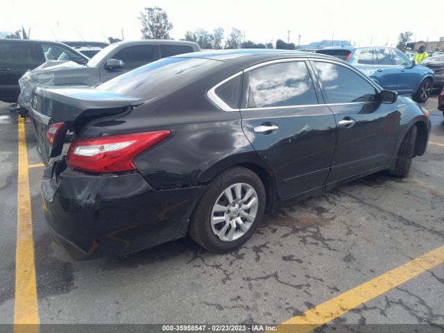 1N4AL3AP8HN328490 Nissan Altima 2.5 S