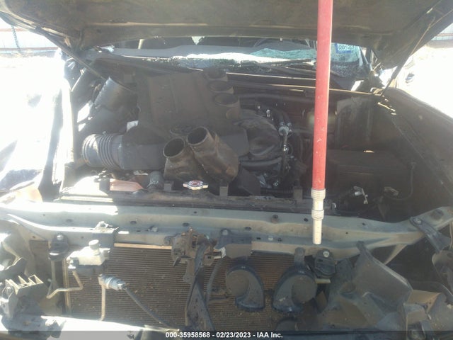 Toyota 4RUNNER SR5 2019 JTEBU5JR4K5654055 Image 10