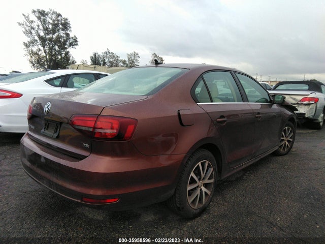 3VWDB7AJ8HM373045 Volkswagen Jetta 1.4t Se