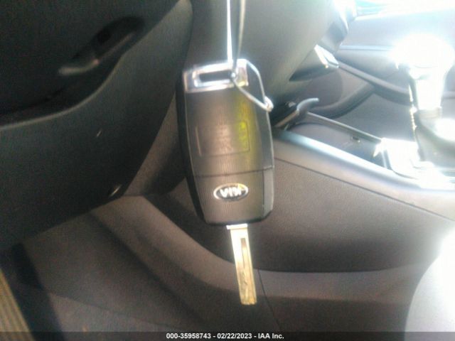 5XYPG4A34LG637935 KIA SORENTO LX