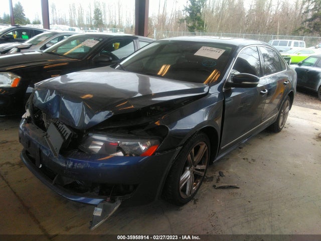 1VWBT7A38FC023600 Volkswagen Passat 1.8t Se W/sunroof & Nav