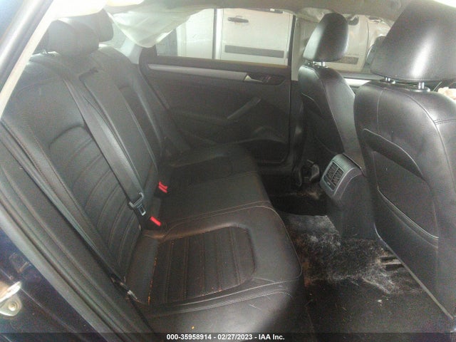 1VWBT7A38FC023600 Volkswagen Passat 1.8t Se W/sunroof & Nav