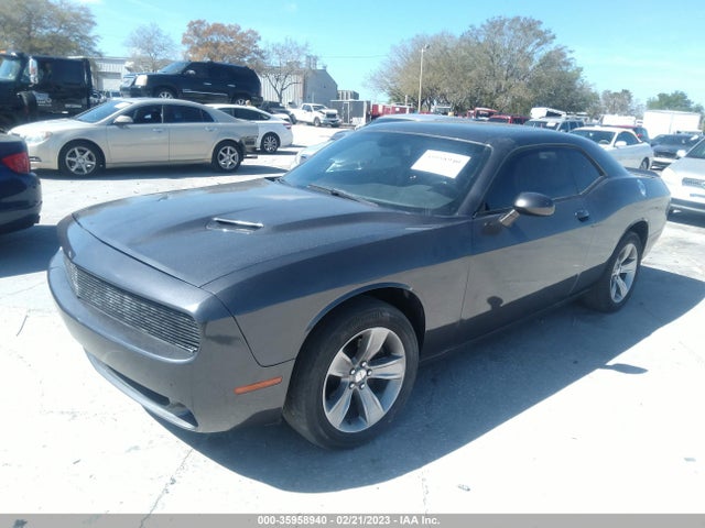 Dodge Challenger Sxt 2018 2C3CDZAG1JH242444 Image 2