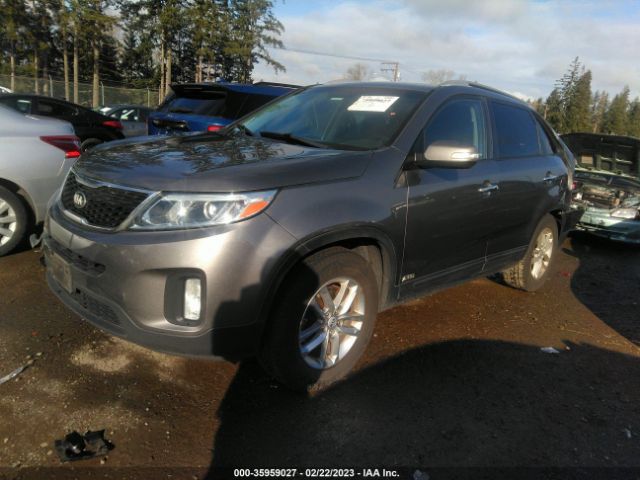 5XYKTCA62FG585459 KIA SORENTO LX