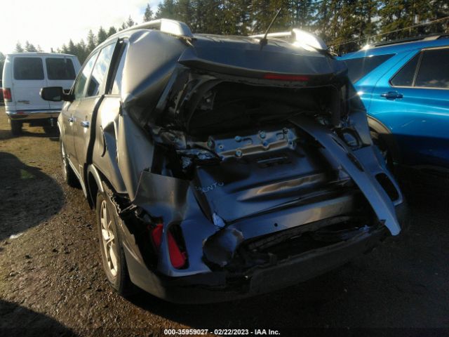 5XYKTCA62FG585459 KIA SORENTO LX