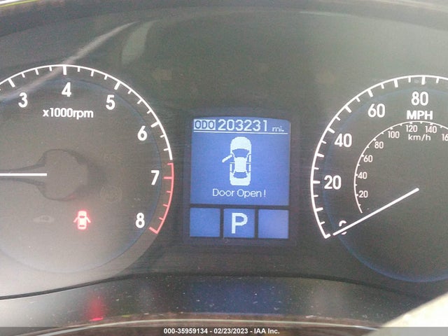 Hyundai Genesis 2011 KMHGC4DEXBU113304 Image 8