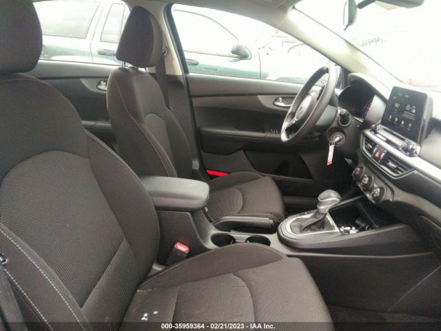 3KPF24AD5ME396324 KIA Forte Lxs
