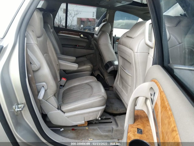 2008 BUICK ENCLAVE CXL VIN: 5GAEV23738J116070