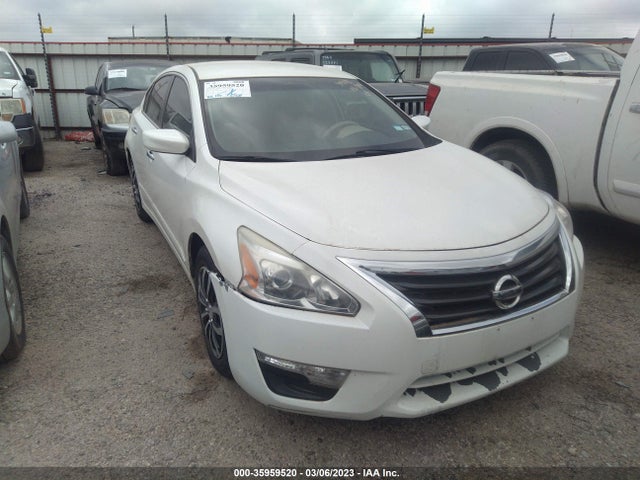 Nissan Altima 2.5 S 2014 1N4AL3AP7EN347012 Image 1