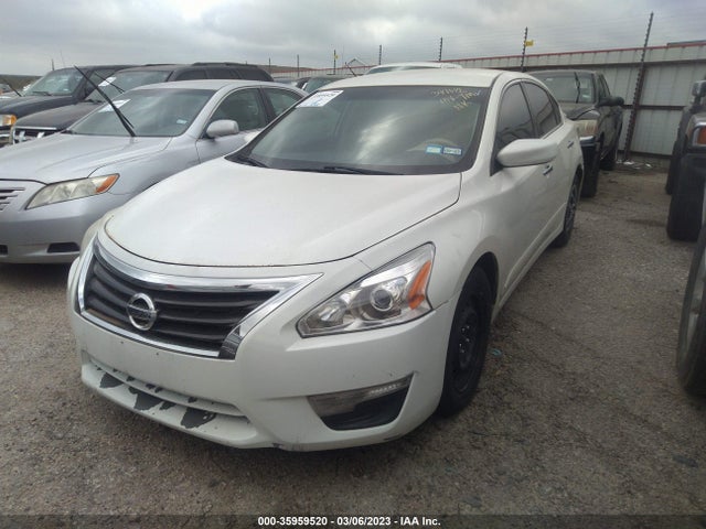 Nissan Altima 2.5 S 2014 1N4AL3AP7EN347012 Image 2