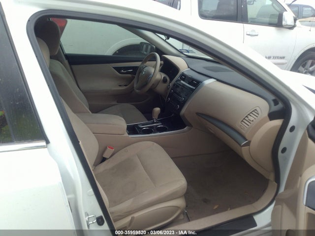 Nissan Altima 2.5 S 2014 1N4AL3AP7EN347012 Image 6