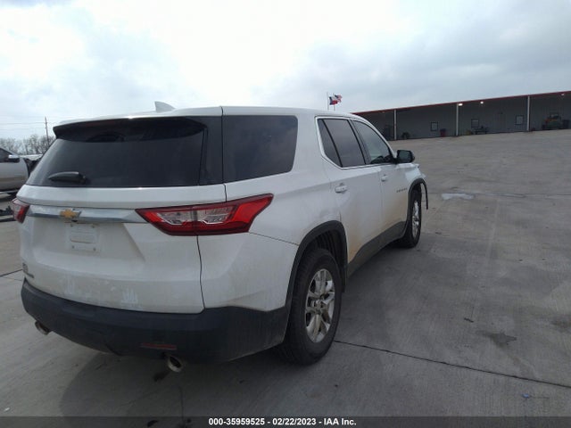 Chevrolet Traverse Ls 2018 1GNERFKW4JJ157498 Image 5