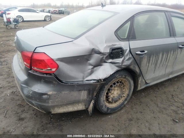 Volkswagen PASSAT S 2014 1VWAP7A33EC016696 Image 6