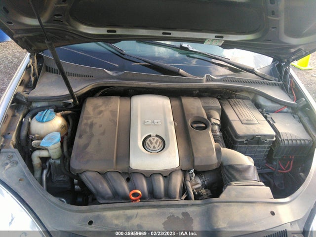 2009 VOLKSWAGEN JETTA SEDAN SE/SEL VIN: 3VWRM71K89M021304