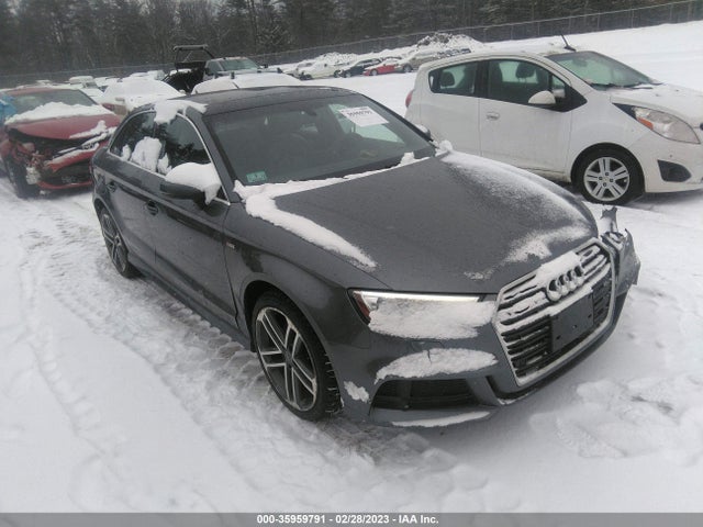2017 Audi A3, VIN: WAUJ8GFF1H1042861
