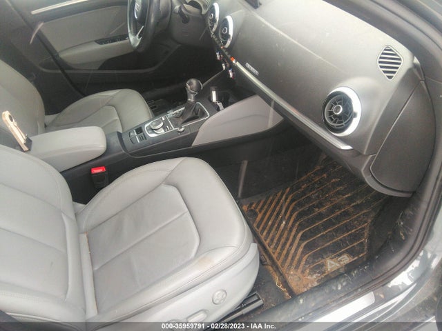 Audi A3 Sedan Premium Plus 2017 WAUJ8GFF1H1042861 Image 6