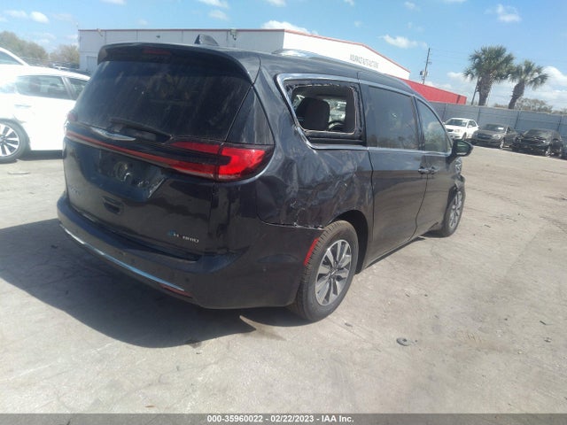 2021 Chrysler Pacifica Hybrid, VIN: 2C4RC1L75MR586347